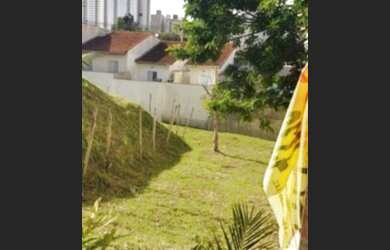 Imagem: O terreno possui 244m² de Área e está localizado em Santa