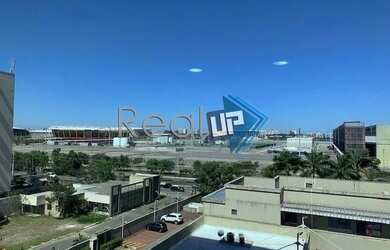 Imagem: O depósito possui 1 Vaga na garagem, 21m² de Área e está