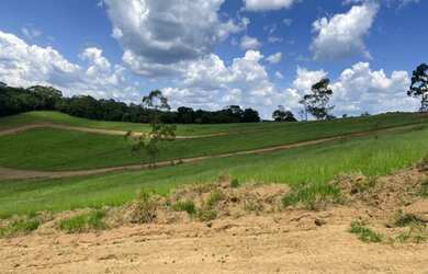 Imagem: O terreno possui 600m² de Área e está localizado em Itupeva