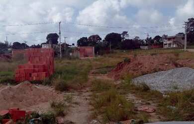 Imagem 6: Vendo um terreno de 2000 metros quadrados com 8 casas