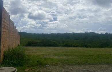 Imagem: O terreno possui 250m² de Área e está localizado em Marco