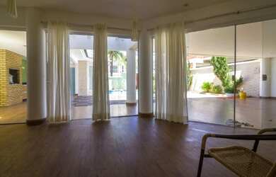 Imagem 10: Mansão com 540m² toda com planejados no Recreio