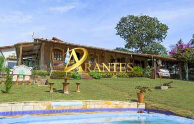 Imagem: A chácara possui 214m² de Área e está localizado em Jardim