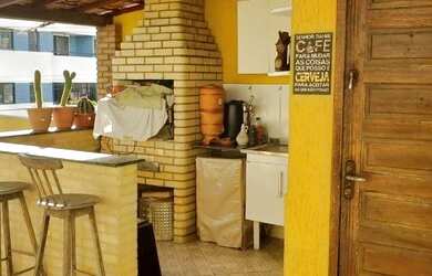 Imagem: A casa à venda possui 3 Dormitórios, 4 Banheiros, 1 Vaga na