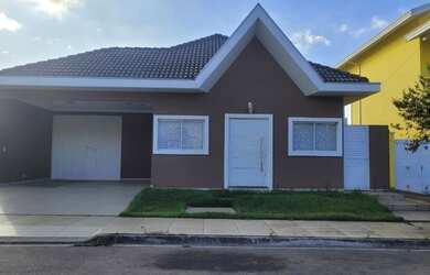 Imagem: A casa em condomínio à venda possui 3 Dormitórios, 3 Banheiros