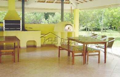 Imagem: O terreno possui 1.047m² de Área e está localizado em Jambeiro