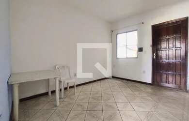 Imagem: A casa possui 2 Dormitórios, 1 Banheiro, 65m² de Área e