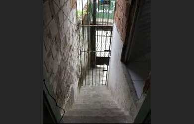 Imagem: A casa possui 1 Dormitório, 1 Banheiro e está localizado