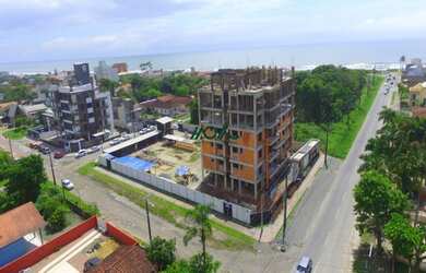 Imagem: O apartamento na cobertura possui 3 Dormitórios, 2 Banheiros