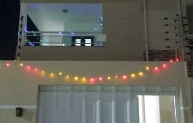 Imagem: A casa possui 3 Dormitórios, 3 Banheiros e 1 Vaga na garagem