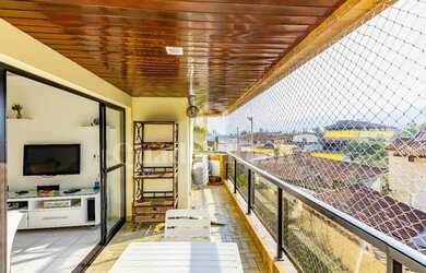 Imagem: O apartamento possui 2 Dormitórios, 2 Banheiros, 1 Vaga na