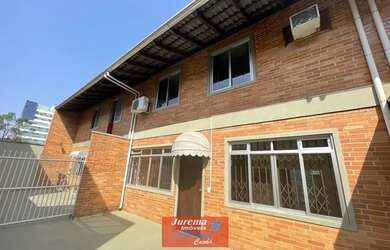 Imagem: A casa possui 3 Dormitórios, 2 Banheiros, 1 Vaga na garagem