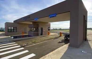 Imagem: O terreno à venda possui e está localizado em Jardim Jockey