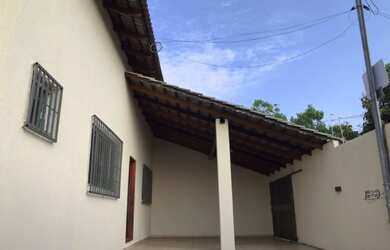 Imagem: A casa possui 2 Dormitórios, 2 Banheiros, 1 Vaga na garagem