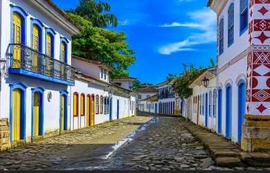 Imagem: A casa possui 2 Dormitórios e está localizado em Paraty