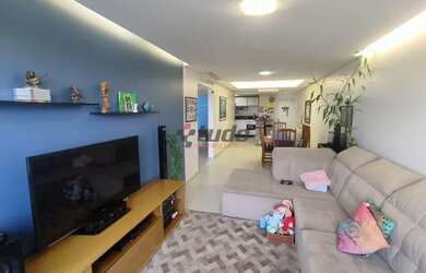 Imagem: O apartamento possui 3 Dormitórios, 1 Banheiro, 1 Vaga na garagem