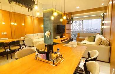 Imagem: O apartamento possui 2 Dormitórios, 2 Banheiros, 2 Vagas na