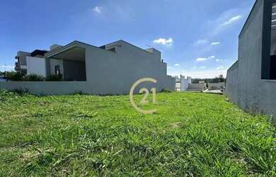 Imagem: O terreno possui 302m² de Área e está localizado em Jardim