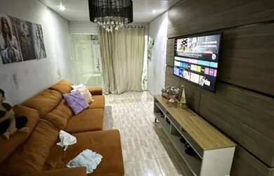 Imagem: A casa possui 3 Dormitórios e está localizado em Bandeirantes