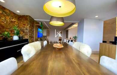 Imagem 15: Imóvel para venda tem 220 metros quadrados com 4 quartos em Vila da Serra...