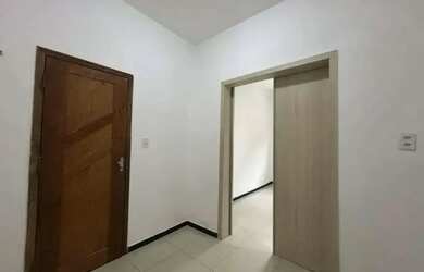 Imagem 3: CASA AMOPLA A VENDA NO NOVO ISRAEL - PROX AO CAIC