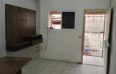 Imagem: A casa em condomínio possui 2 Dormitórios, 2 Banheiros, 1