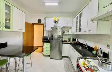 Imagem 10: Apartamento amplo 3 quartos 1 suíte , 2 vagas de garagem no bairro Fátima