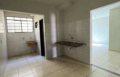 Imagem 14: Aluga-se apto padrão na Av Vetorazzo por imobiliária com fiador ou seguro...