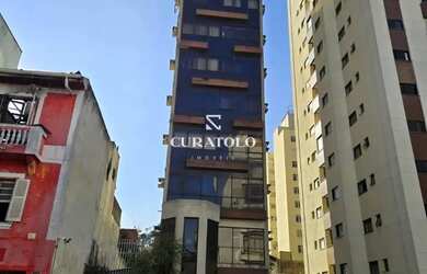 Imagem: O apartamento possui 1 Dormitório, 1 Banheiro, 1 Vaga na garagem