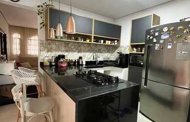 Imagem 2: RR9335 Casa 202m² CASA DE VILA - OPORTUNIDADE - 3 Dorms 2 Vagas - Barueri SP - Ótima Local