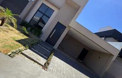 Imagem: A casa em condomínio possui 3 Dormitórios, 3 Banheiros, 4