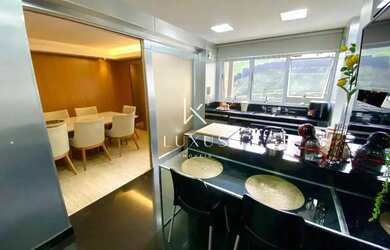 Imagem 8: Imóvel para venda tem 220 metros quadrados com 4 quartos em Vila da Serra...