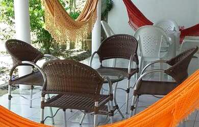 Imagem: A casa possui 3 Dormitórios, 3 Banheiros, 3 Vagas na garagem