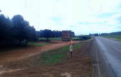 Imagem: O terreno possui 360m² de Área e está localizado em Distrito