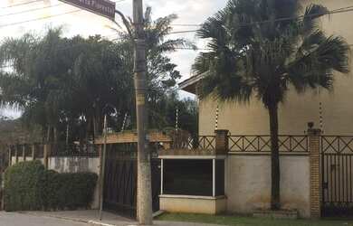 Imagem: A casa em condomínio possui 3 Dormitórios, 3 Banheiros, 3