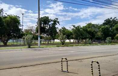 Imagem: O apartamento possui 3 Dormitórios, 2 Banheiros, 5 Vagas na