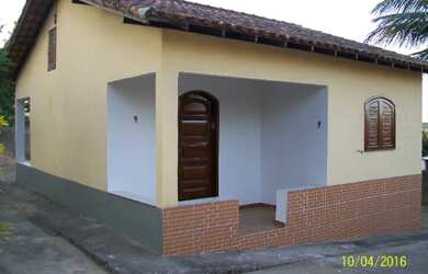 Imagem: A casa possui 1 Dormitório, 1 Banheiro, 5 Vagas na garagem