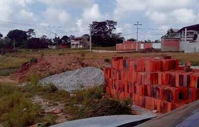 Imagem 9: Vendo um terreno de 2000 metros quadrados com 8 casas