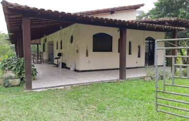 Imagem 2: sítio em Colatina. Varanda