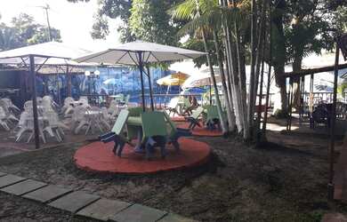 Imagem: A chácara possui Piscina e está localizado em Tapanã, Belém