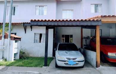 Imagem: A casa em condomínio possui 2 Dormitórios, 2 Banheiros, 1