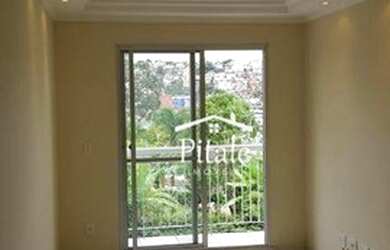 Imagem: O apartamento possui 3 Dormitórios, 1 Banheiro, 1 Vaga na garagem