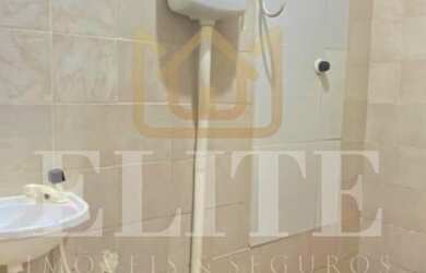 Imagem 2: Casa para venda com 170 metros quadrados com 2 quartos em Centro - Nossa...