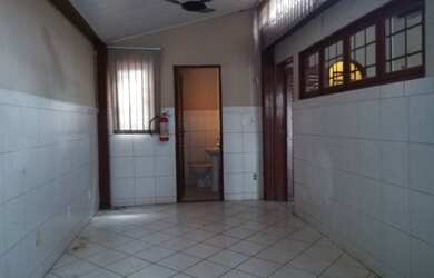 Imagem 2: Salão aluga 100 metros coutinho Cavalcanti