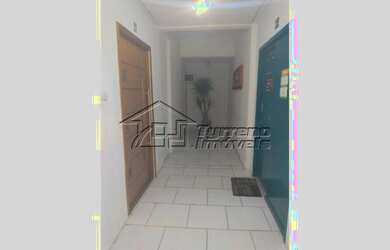 Imagem: O depósito possui 4 Vagas na garagem, 528m² de Área e está