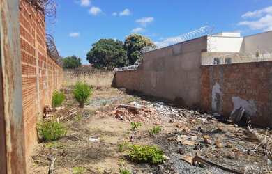 Imagem 3: LOTE. 225m² de Área