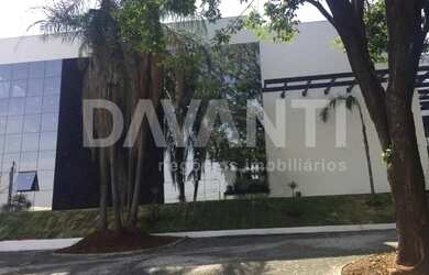 Imagem: O depósito possui 5 Vagas na garagem, 2.000m² de Área e