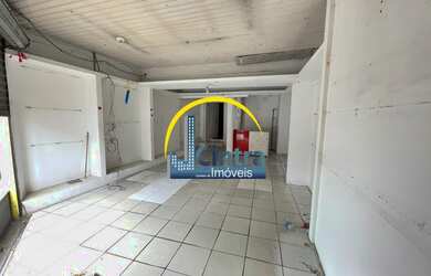 Imagem: O depósito possui 60m² de Área e está localizado em Itapuã