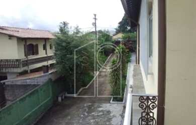 Imagem 2: Casa Padrão em Jundiaí. 370m² de Área, 5 Vagas na garageme2 Dormitórios