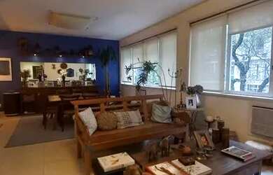 Imagem 3: Apartamento para aluguel e venda possui 215 metros quadrados com 4 quartos